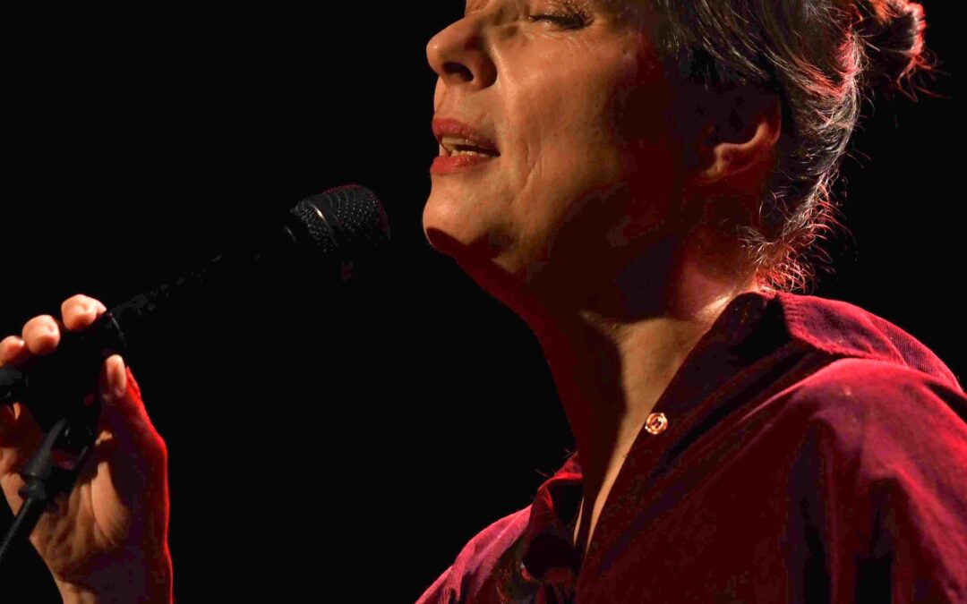 Galerie: LAETITIA SADIER (16.02.2025)